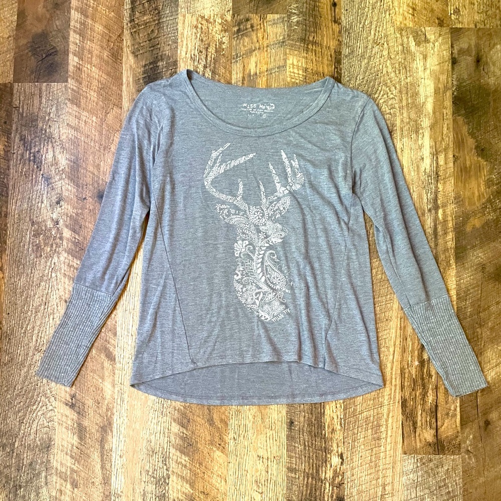 Grey deer long sleeve